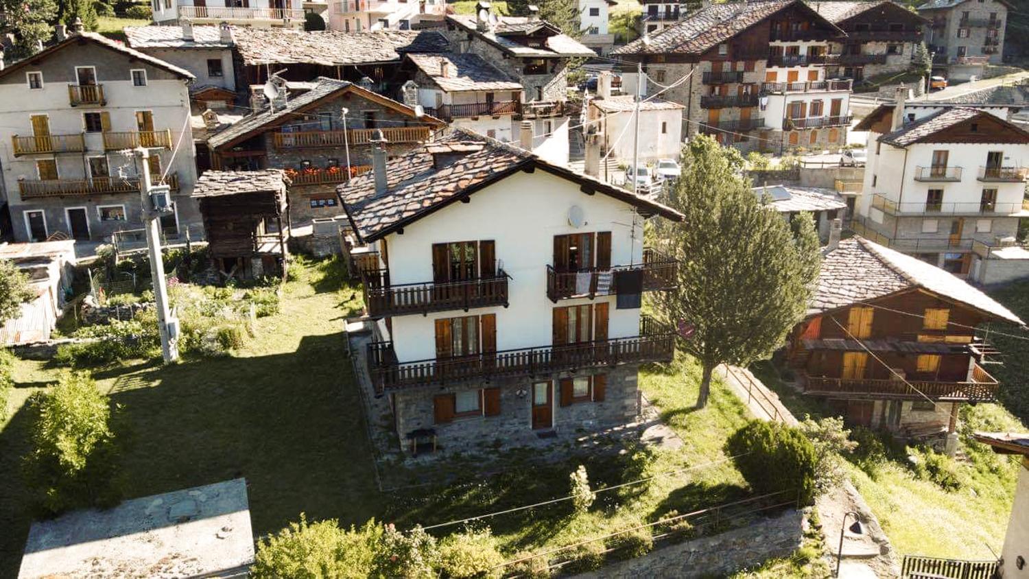 Relax & Sports -Cervinia- Maison Valtournenche Kültér fotó